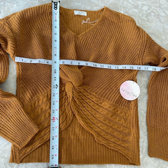 NWT cinnamon brown caramel gingerbread highlow knot front v neck cropped sweater - Picture 7 of 10